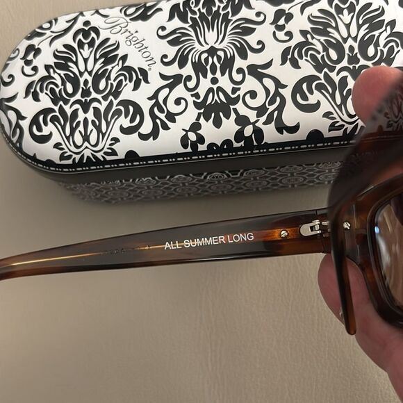 Brighton All Summer Long sunglasses - Picture 5 of 7